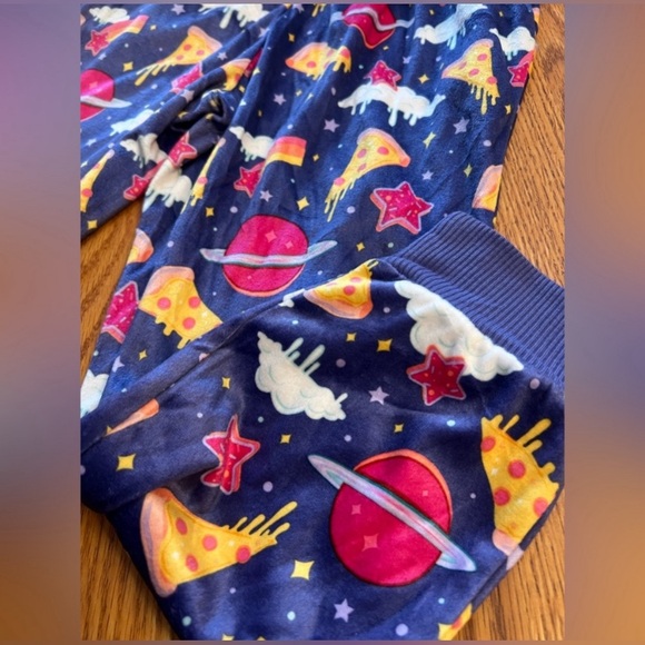 Girl’s pajama More than magic from target - Picture 4 of 5